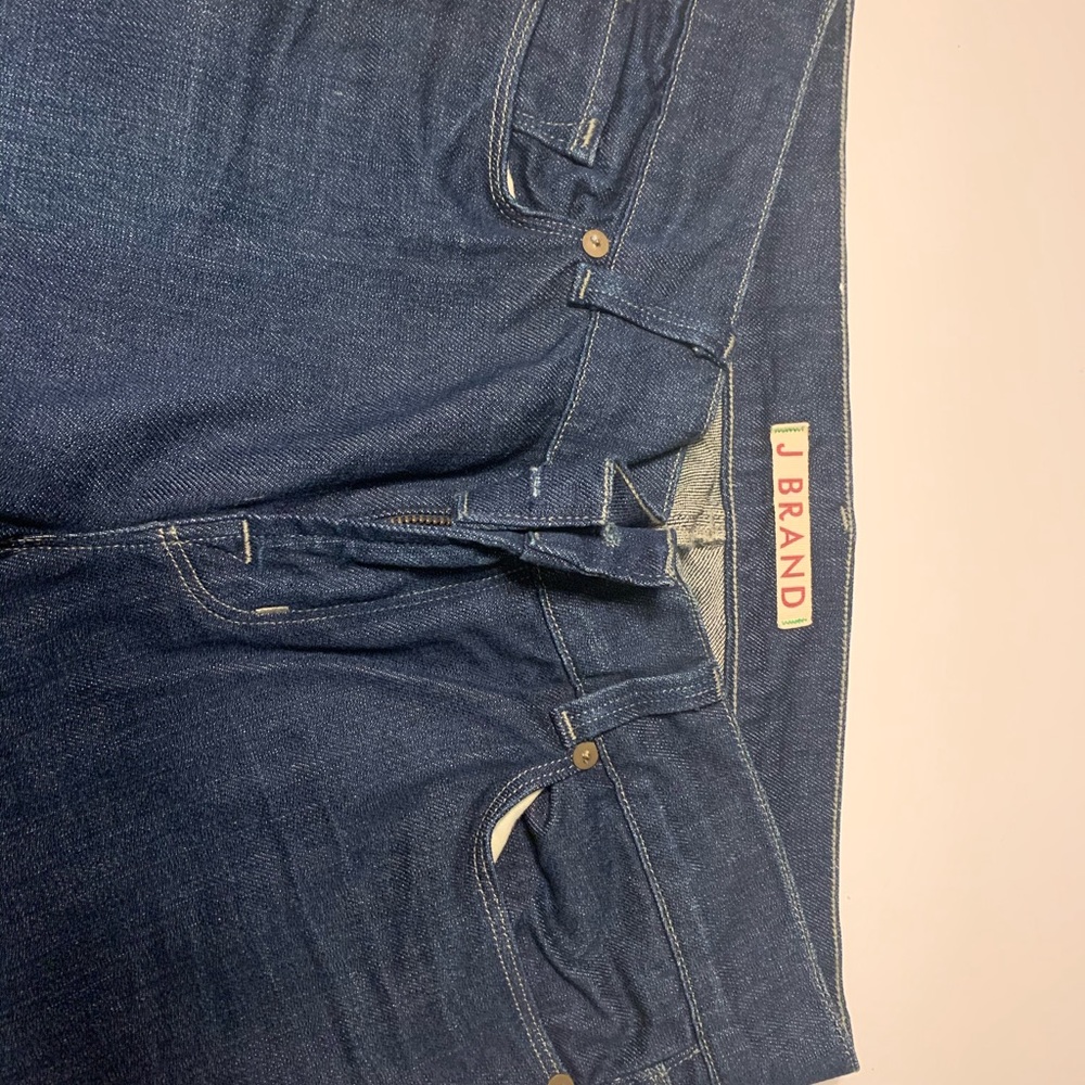 NEW J BRAND dark boot cut jeans SZ 31